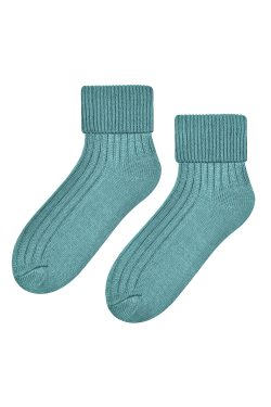 Alternative view of Steven villasekoite unisukat